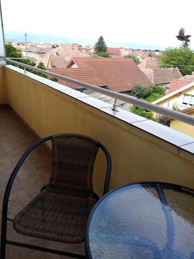 Hmm Apartament Sibiu Buitenkant foto