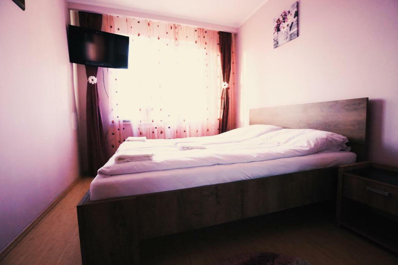 Hmm Apartament Sibiu Buitenkant foto
